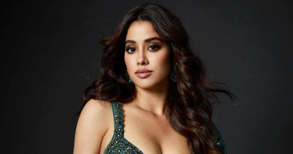  Janhvi Kapoor